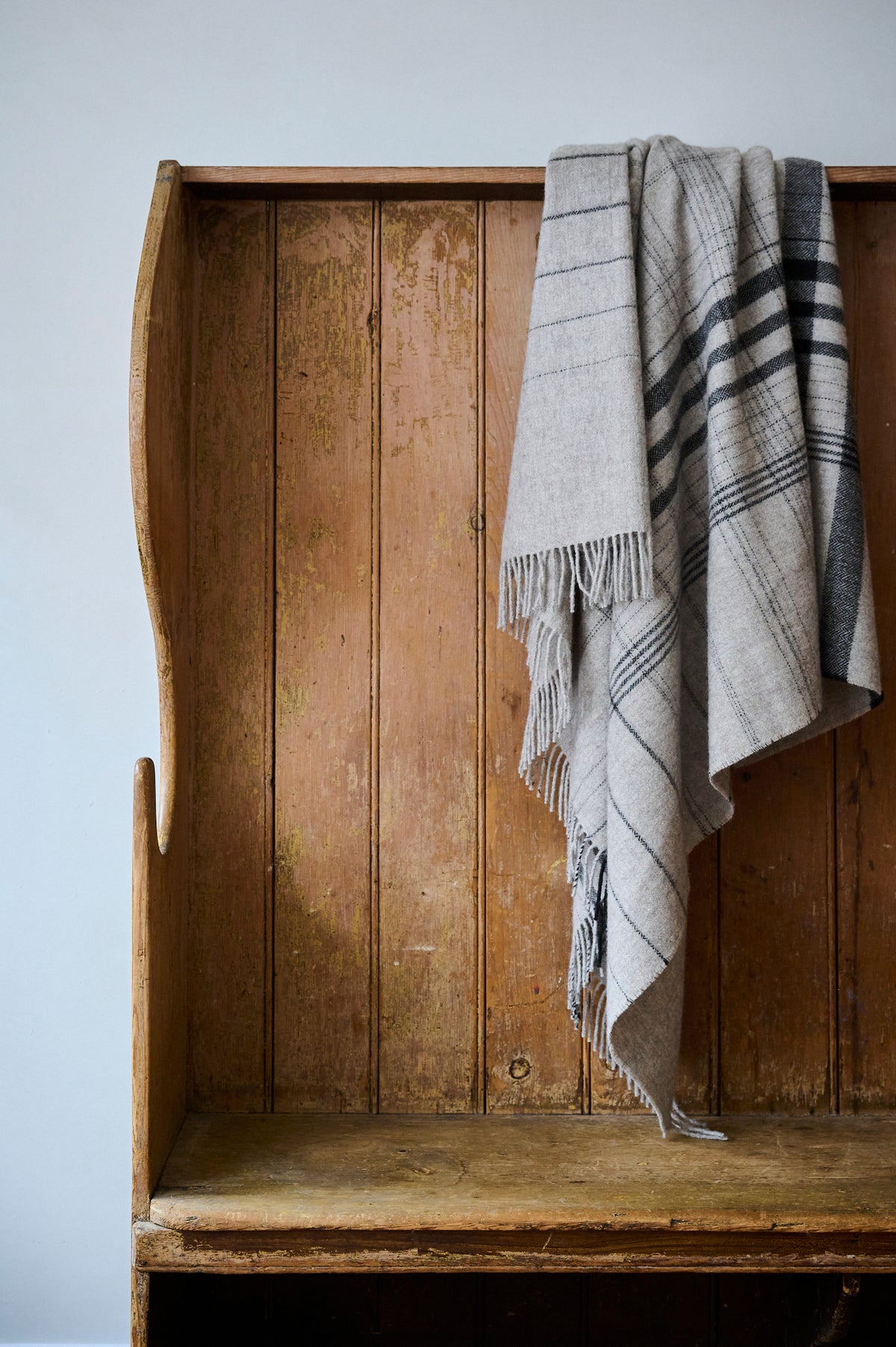 alpaca-blanket-with-pattern