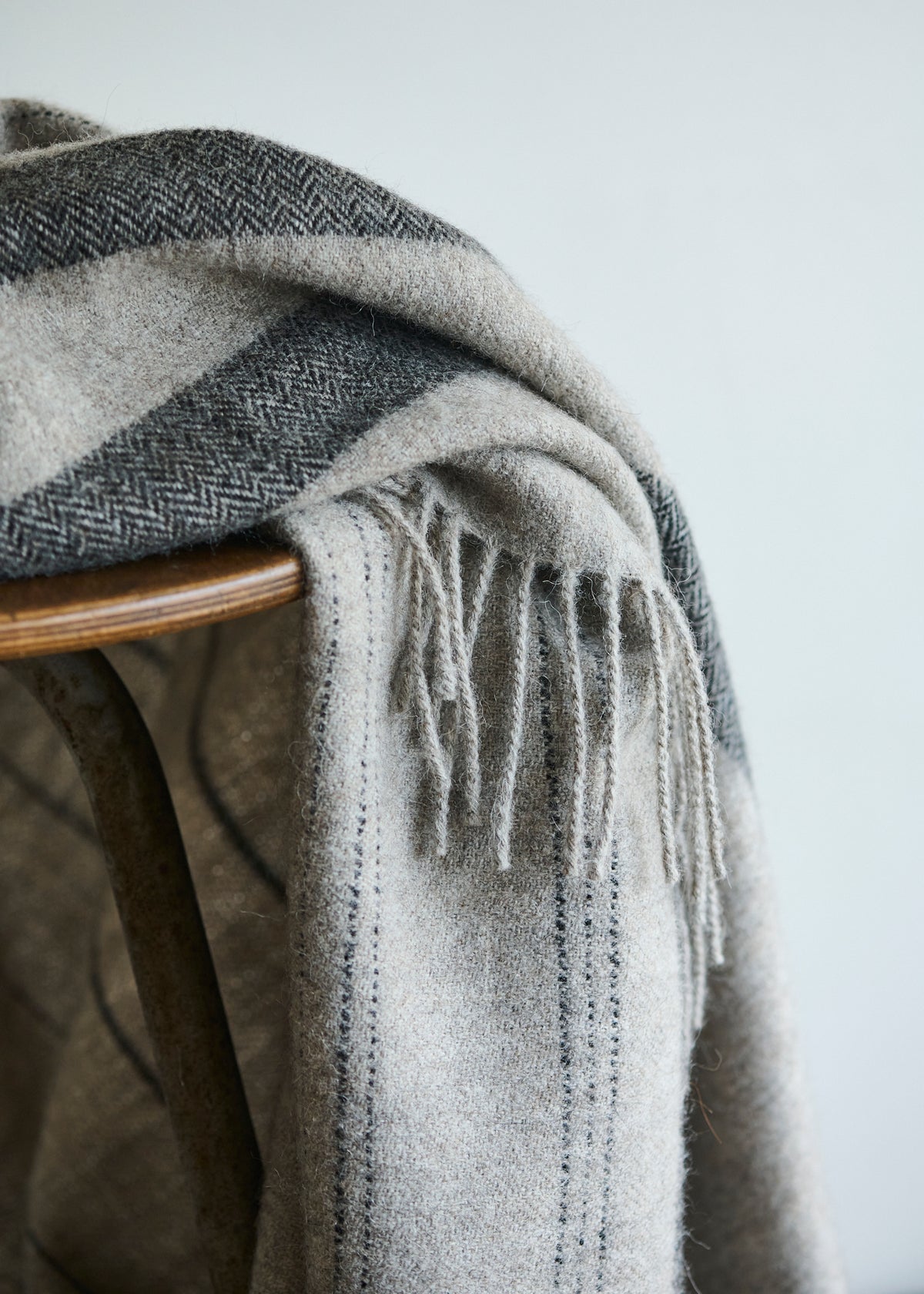 undyed-british-blanket-grey