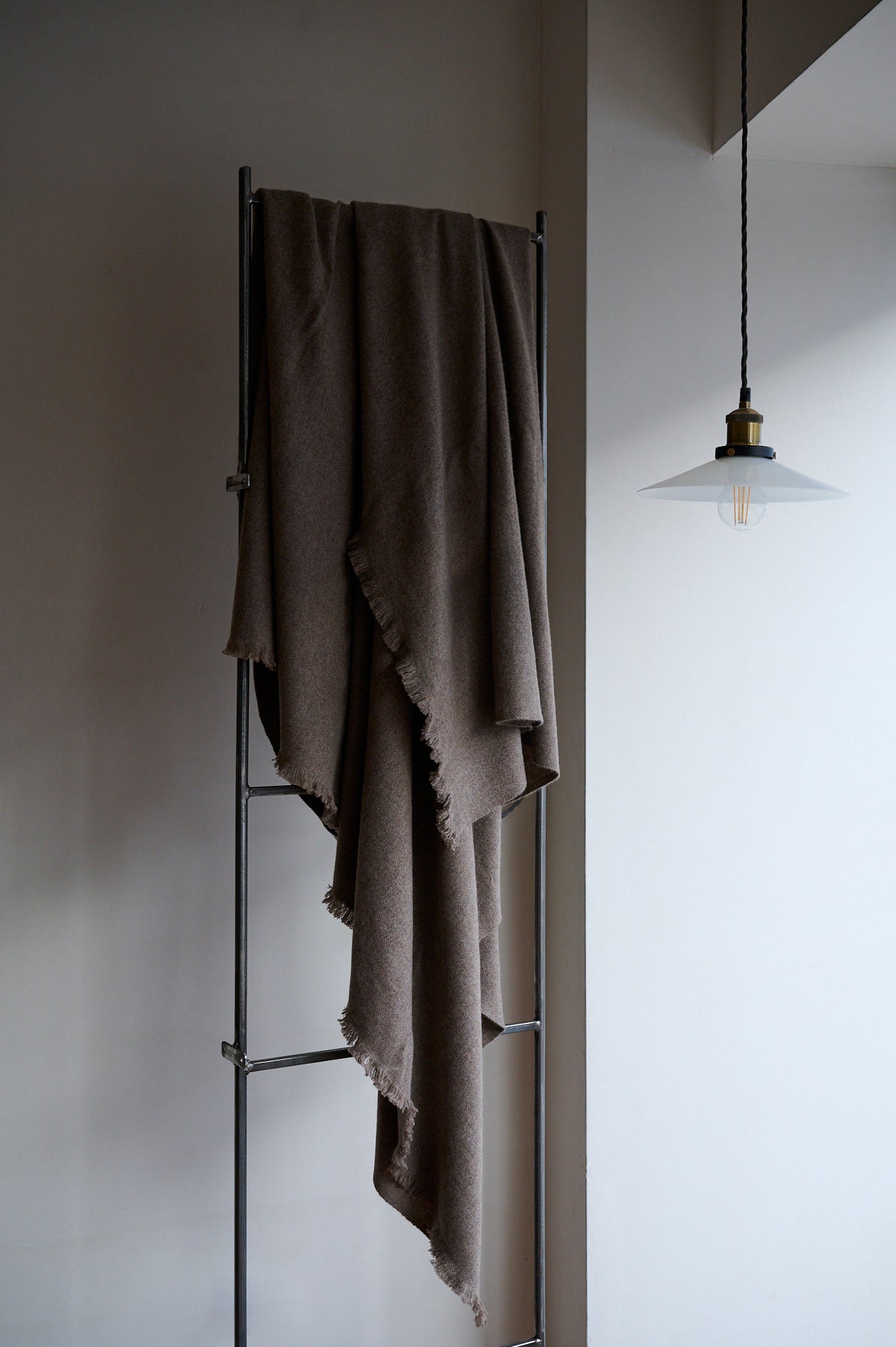 Undyed Hand-Loomed Cashmere Bed Blankets