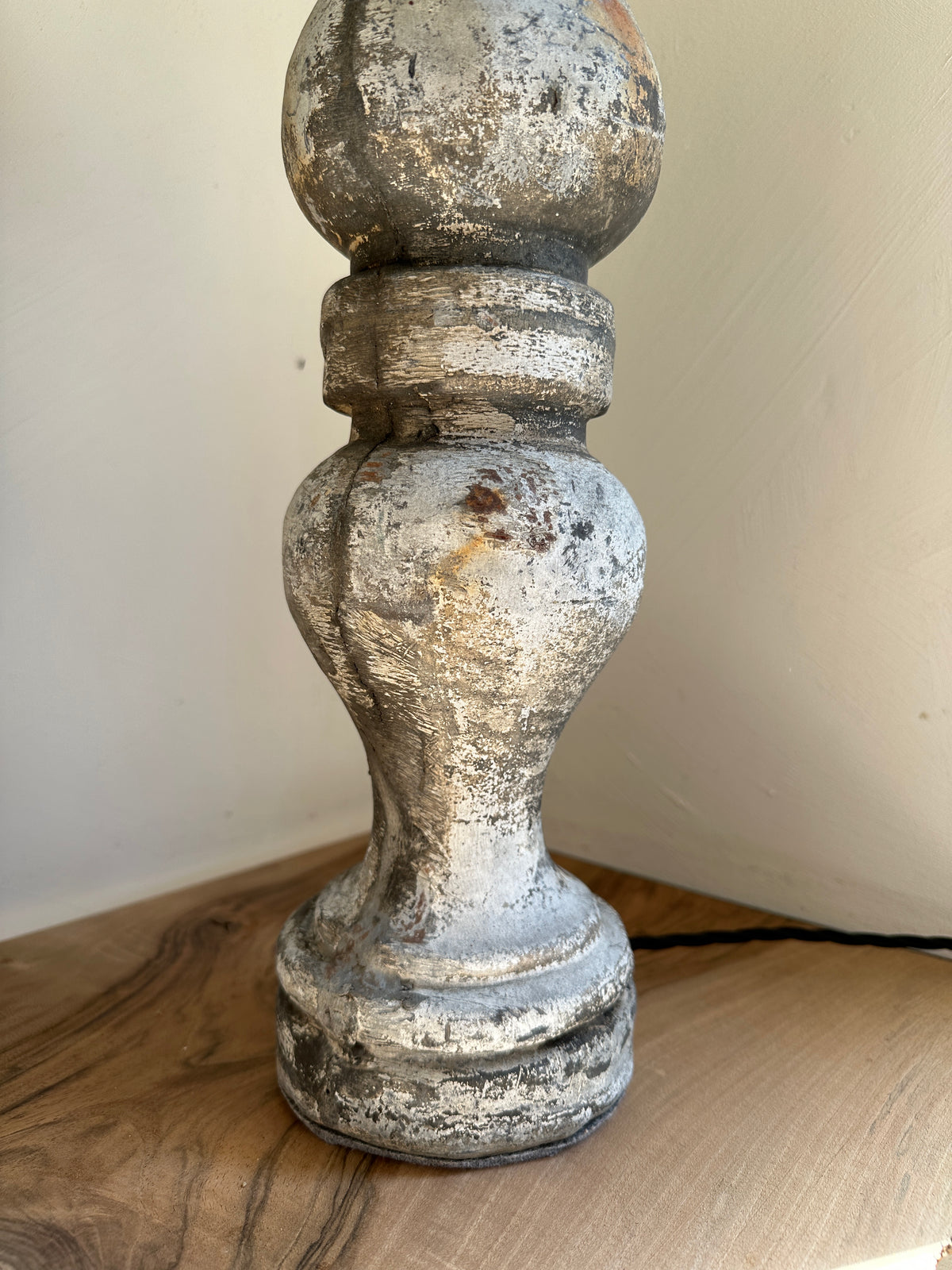French lead balustrade lamps