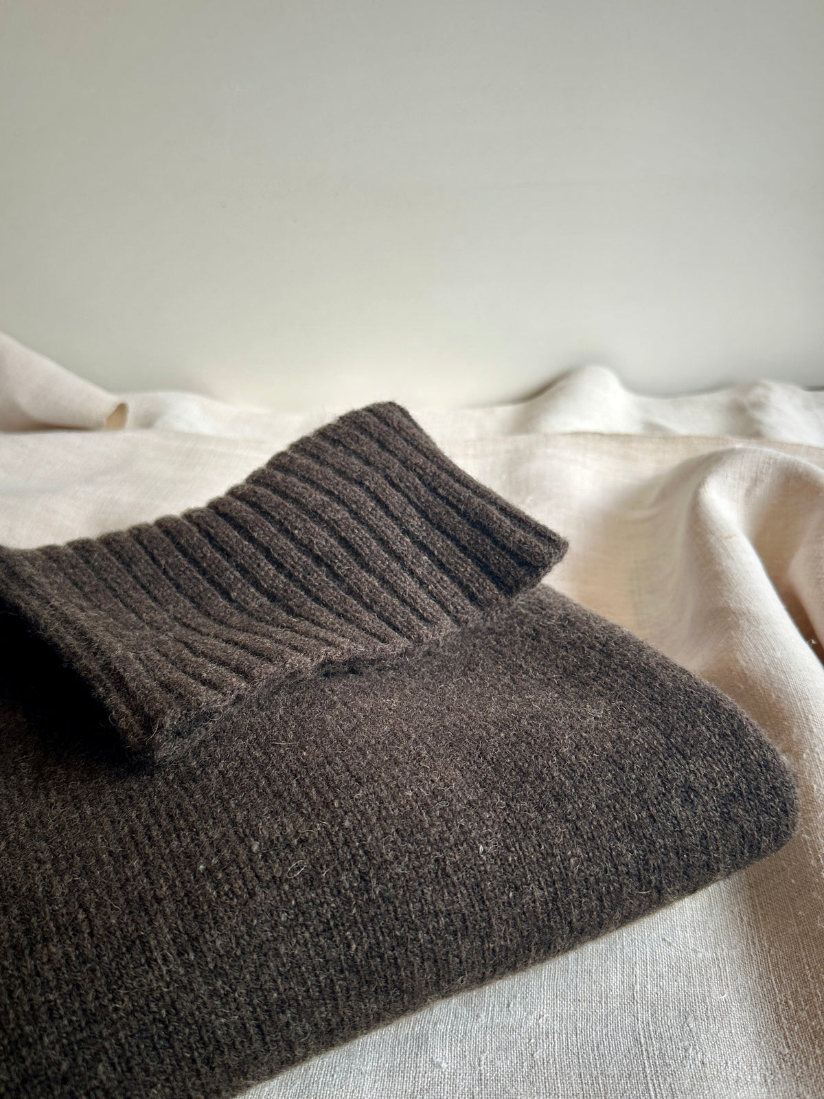 Men's Roll Neck Lambswool Plain Knit Jumper