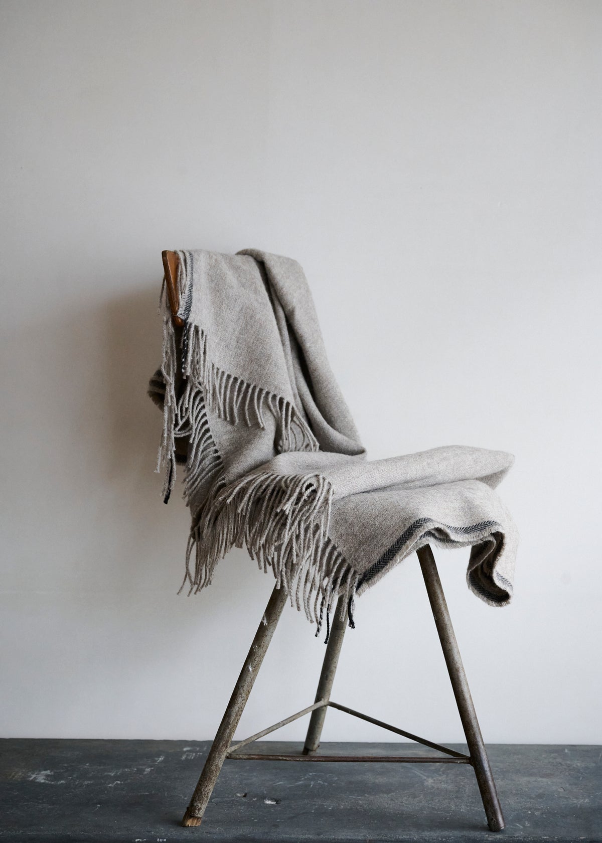 Undyed British Alpaca Blanket in Mid Grey