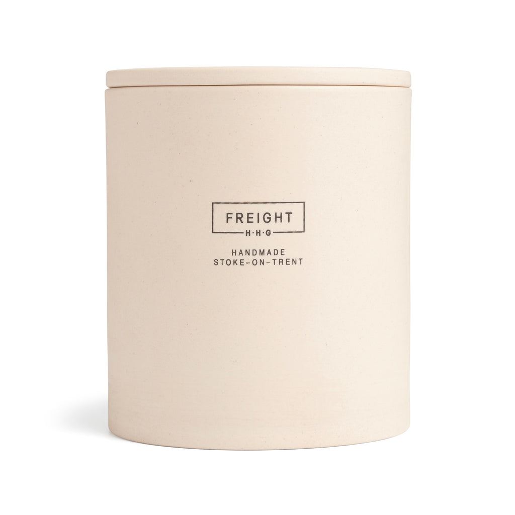 Rosemary and Wildflowers Scented Candle with Lid 