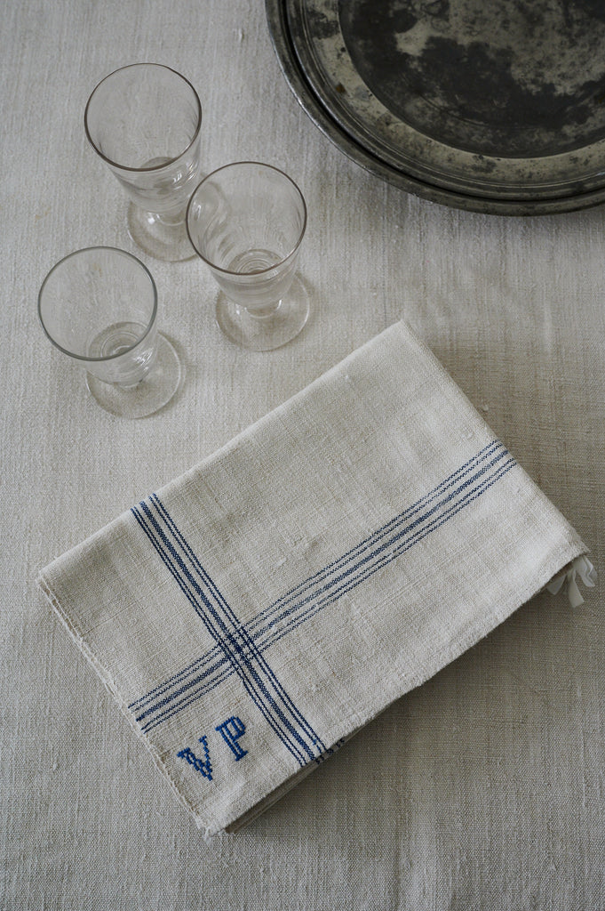 Vintage linen hand towels