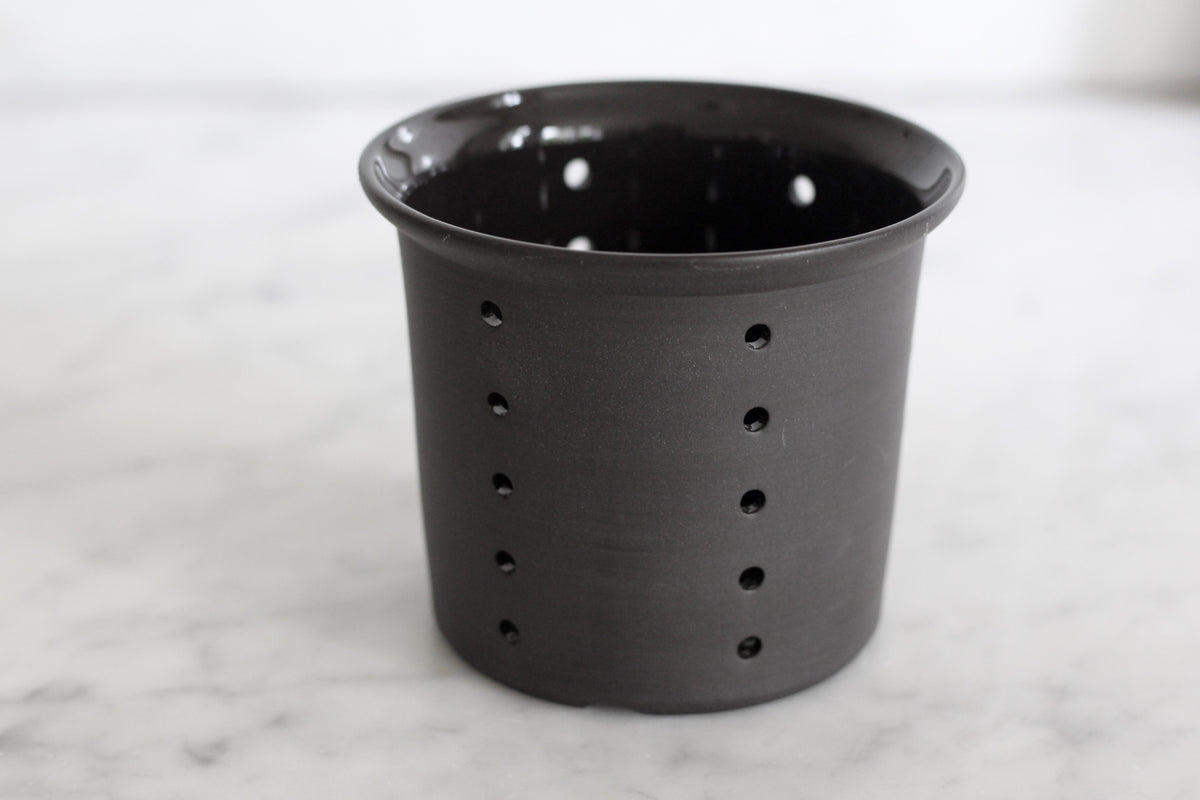 Cutlery Drainer in Black Stoneware