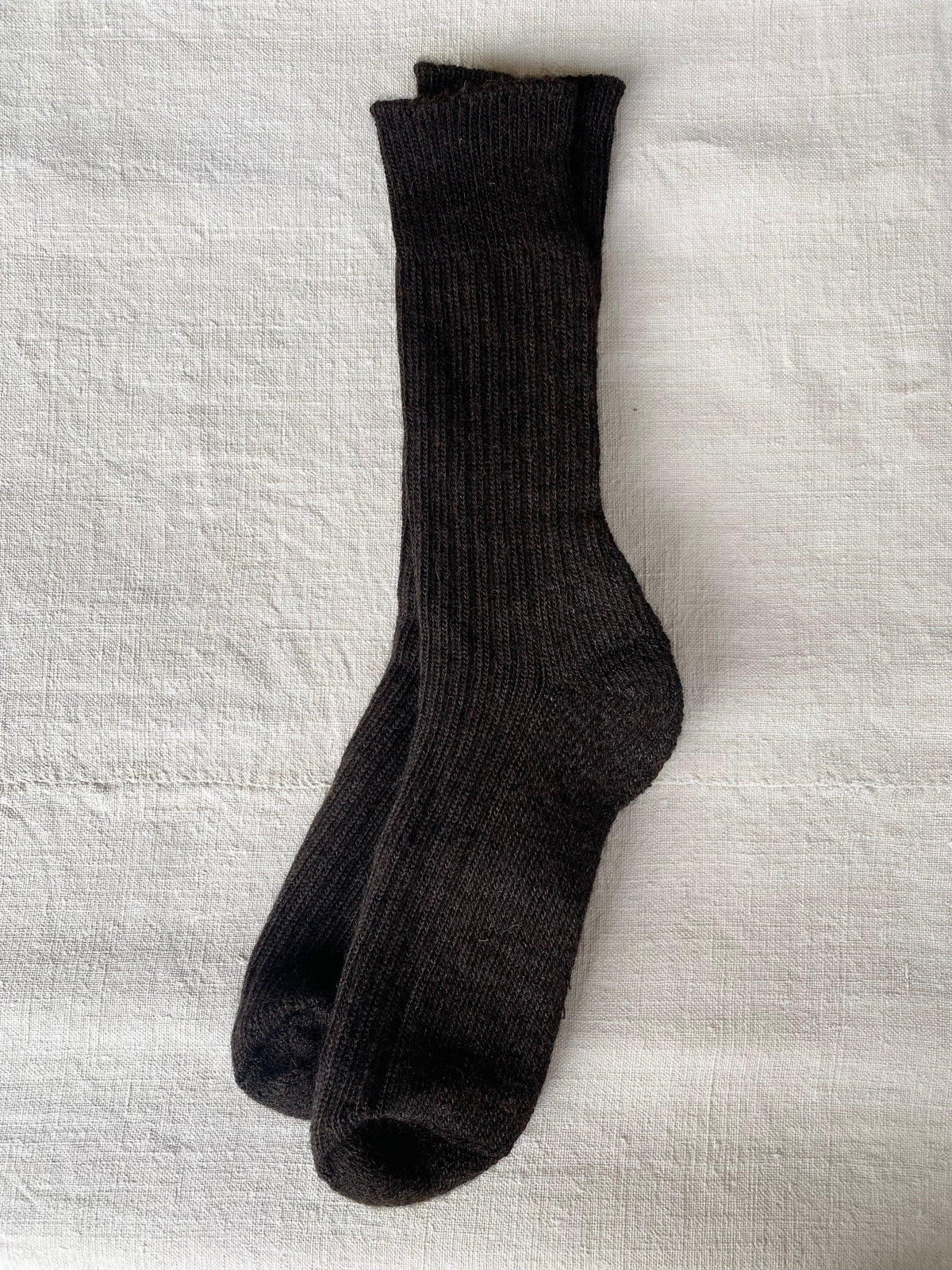 Alpaca Cushion Sole Socks in Brown-Black