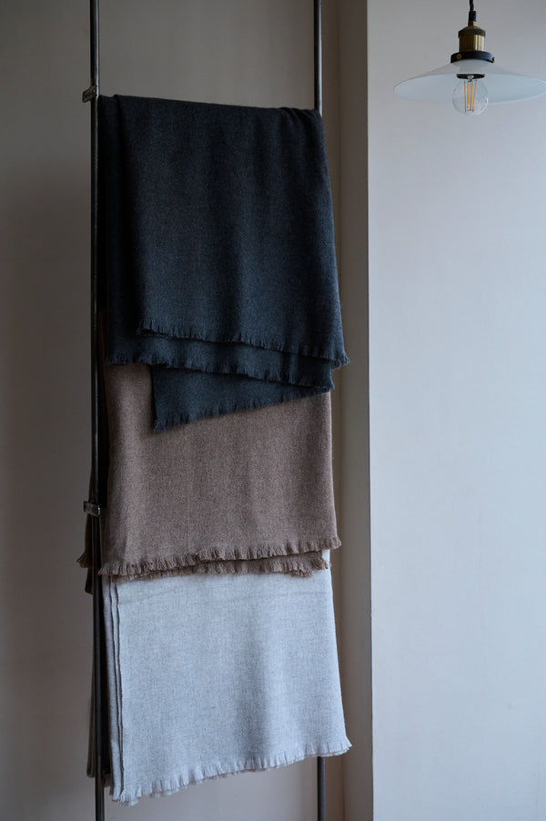 Undyed Hand-Loomed Cashmere Bed Blankets