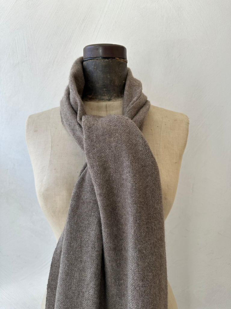 Dark Brown Cashmere scarf in natural undyed colour