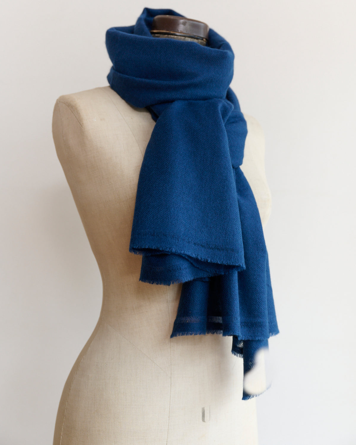 Large Hand-Loomed Cashmere Scarf in Indigo Blue