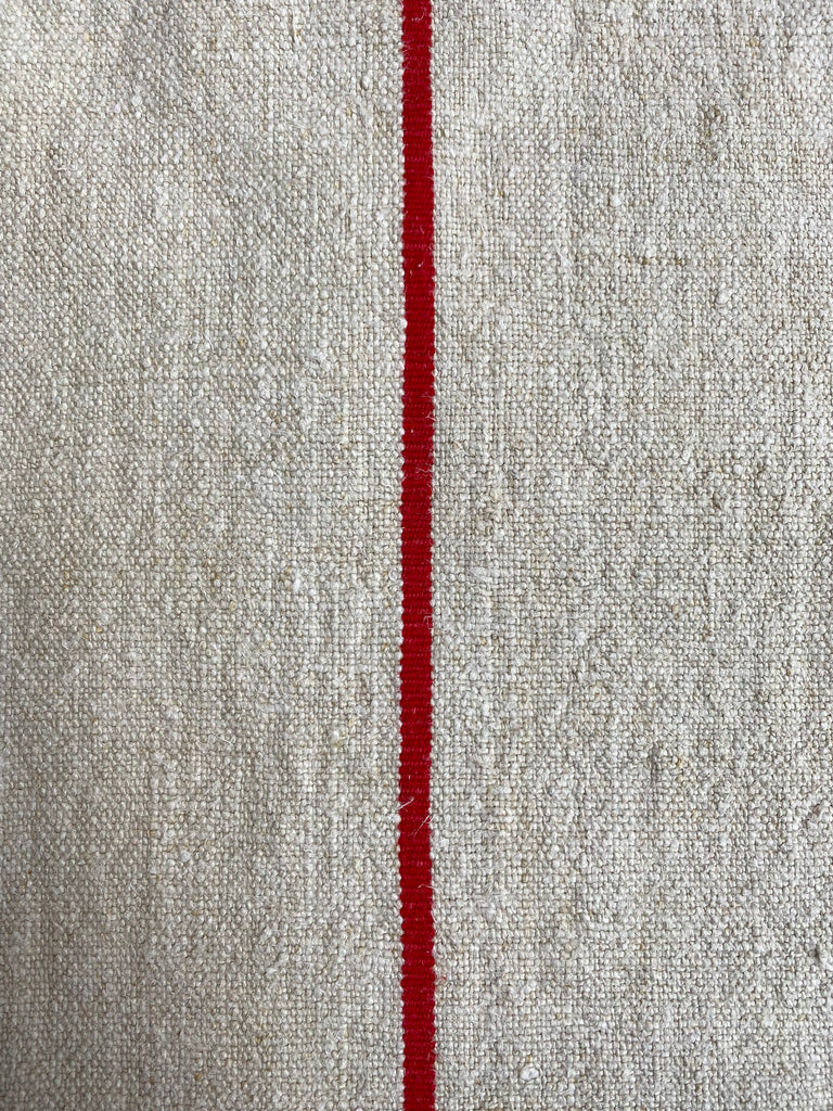 No. 72 – Red single stripe – 129 x 49cm 