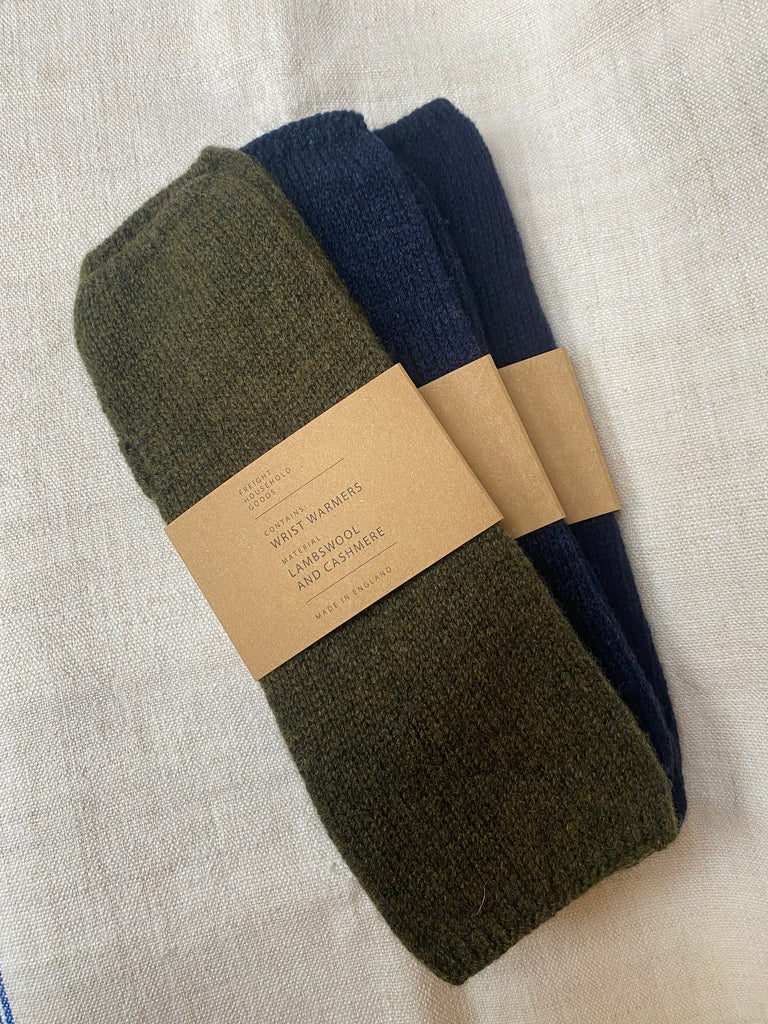 Plain Knit Wrist Warmers in Cashmere Mix