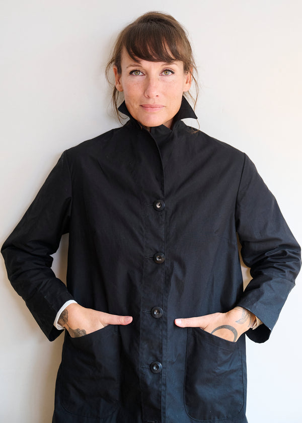 Women's Dry Waxed Duster Coat in Black