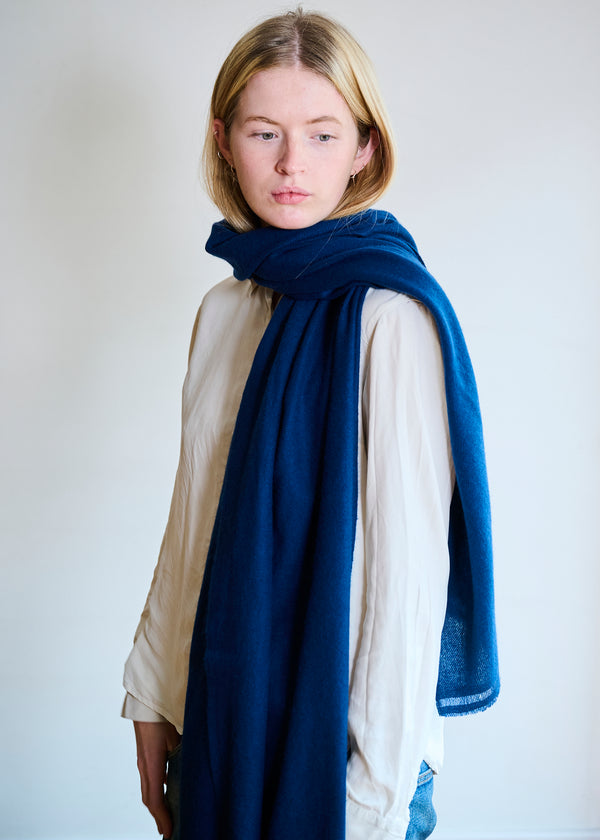 Large Hand-Loomed Cashmere Scarf in Indigo Blue