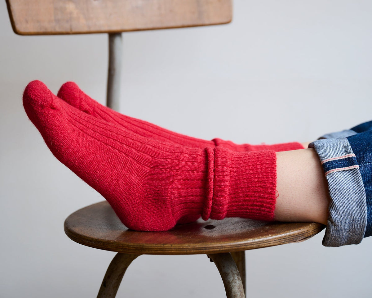 Alpaca Cushion Sole Socks in Red