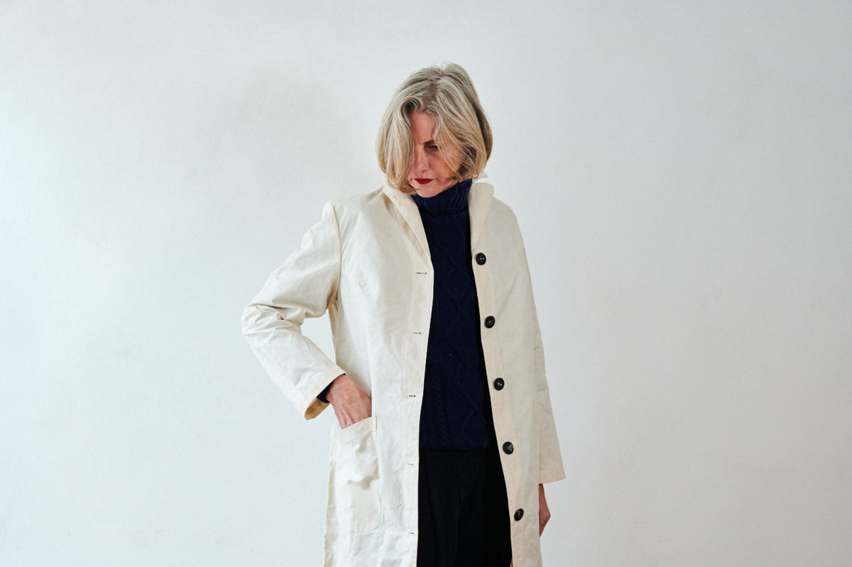 Women's Dry Waxed Duster Coat in Cream